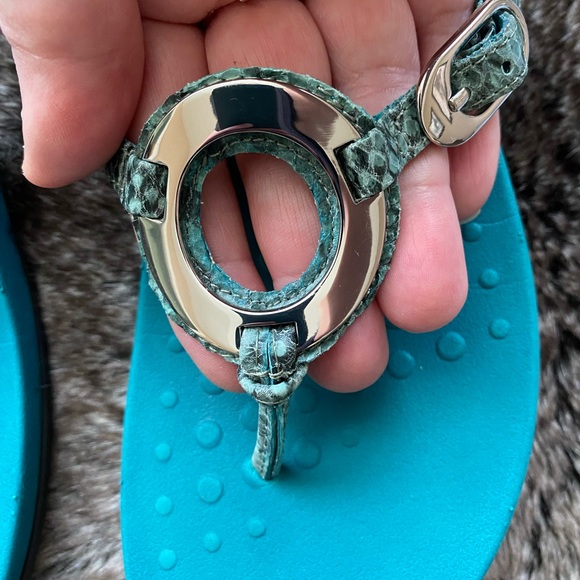 Vionic Women’s Rest Karina Backstrap Sandal in Teal Snakeskin W/ Silver. Sz. 6M. - Picture 6 of 11